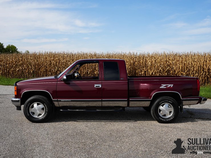 run-#139---1996-gmc-sierra-1500-4x4-stepside-pickup-image-8