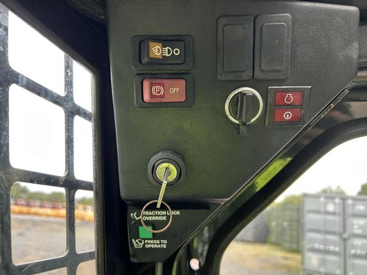 2018-bobcat-s70-image-17