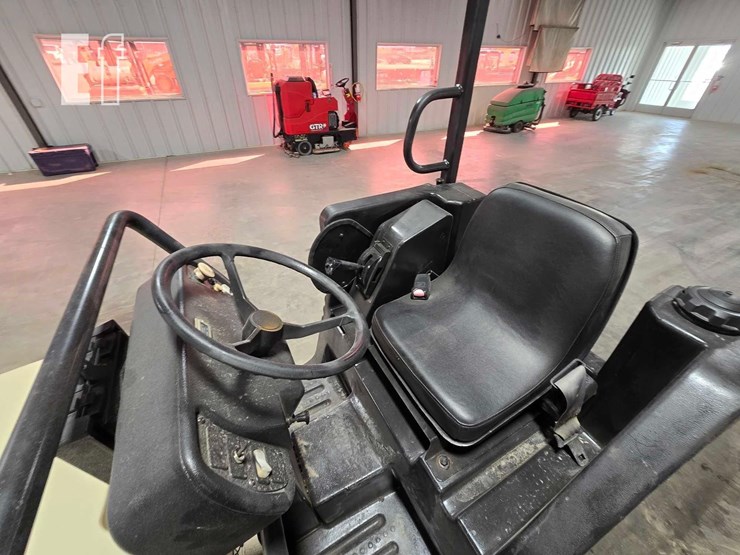 ingersoll-rand-dd-25-double-drum-vibratory-asphalt-3630-image-17