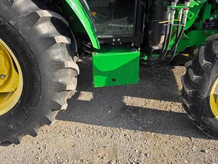 2016-john-deere-5065e-image-26