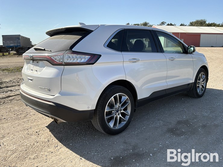 2017-ford-edge-titanium-awd-suv-image-5