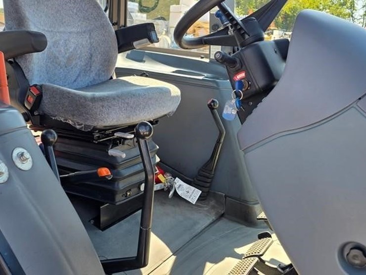 new-holland-tl80a-image-43