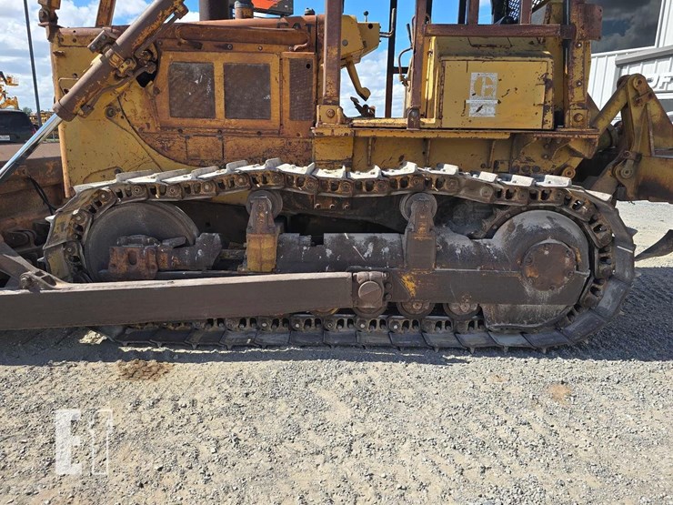 caterpillar-d6d-image-21