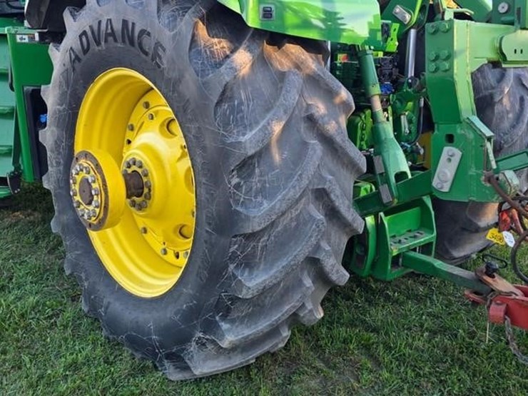 2019-john-deere-9520r-image-34