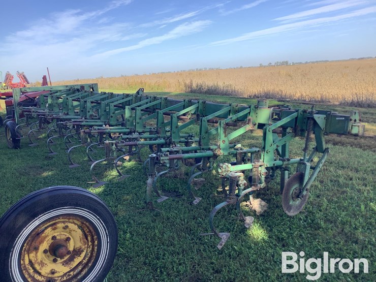 john-deere-er014-rear-mount-cultivator-image-7