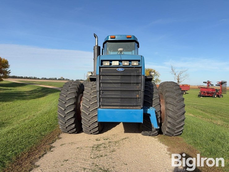 ford-versatile-9280-4wd-tractor-image-2