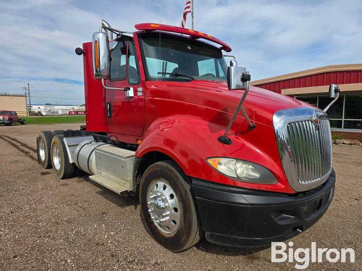 2016-international-prostar+-122-t/a-truck-tractor-image-3