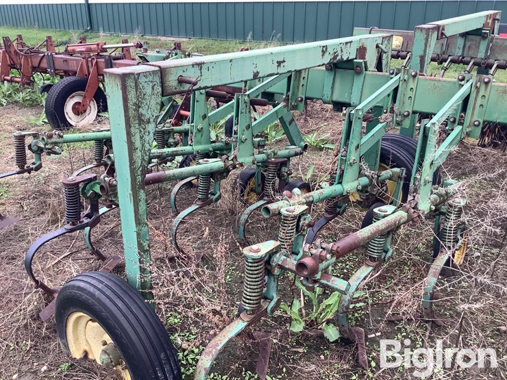 john-deere-er014-rear-mount-cultivator-image-14