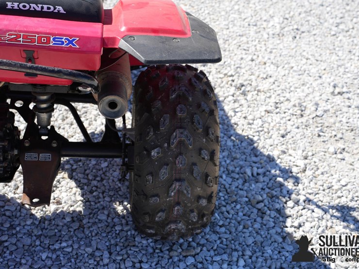 run-#156---1985-honda-atc250sx-3-wheeler-image-18