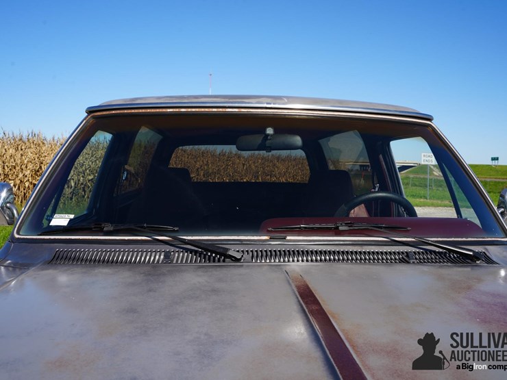 1989-dodge-ram-charger-4x4-image-12