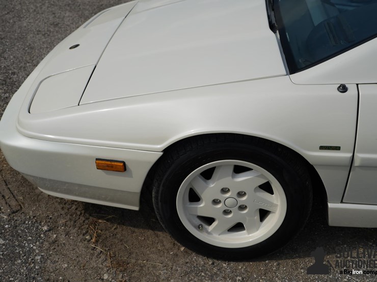 run-#83---1988-lotus-esprit-turbo-image-12