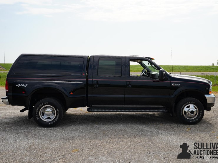 run-#97---2003-ford-f350-super-duty-lariat-crew-cab-4x4-dually-image-4