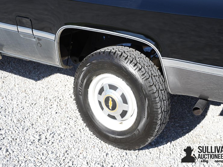 run-#142---1985-chevrolet-silverado-k20-pickup-image-18