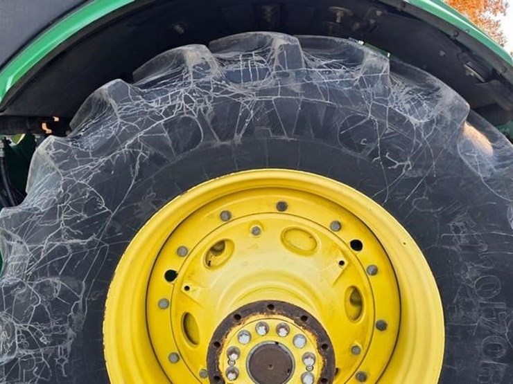 2019-john-deere-9520r-image-37