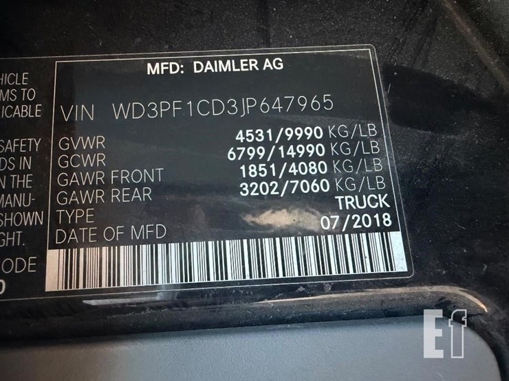 2018-mercedes-benz-sprinter-3500-image-25