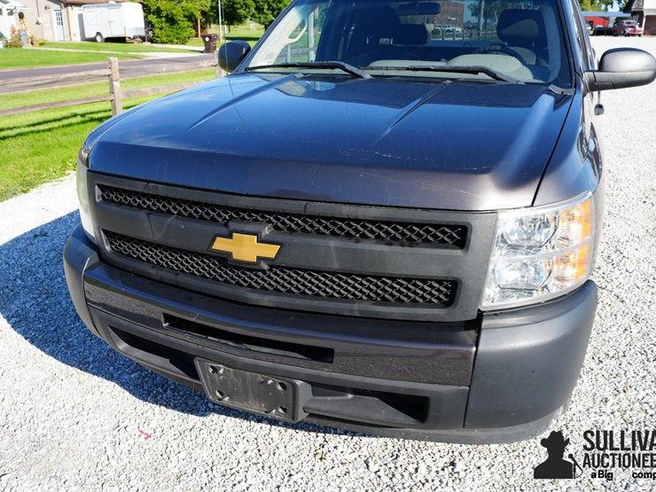 run-#6---2011-chevrolet-silverado-extended-cab-2wd-pickup-image-9