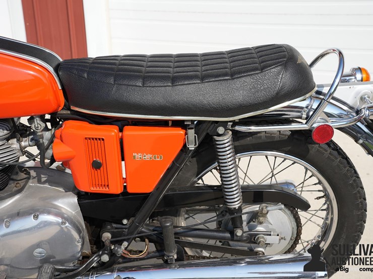 run-#152---1972-bsa-650-motorcycle-image-19
