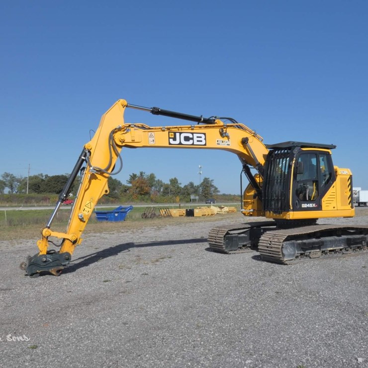 JCB 245XR