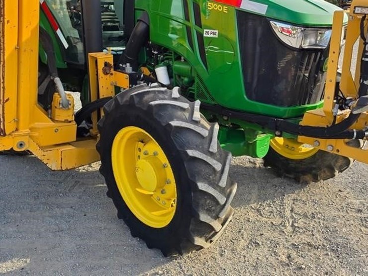2019-john-deere-5100e-image-6