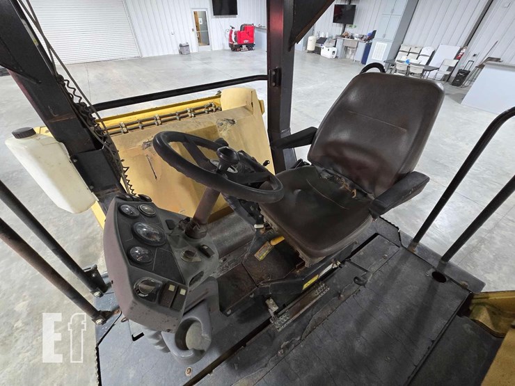 2009-caterpillar-cb54-image-22