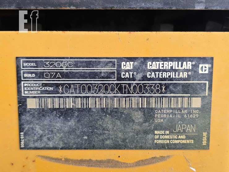 2018-caterpillar-320gc-image-36