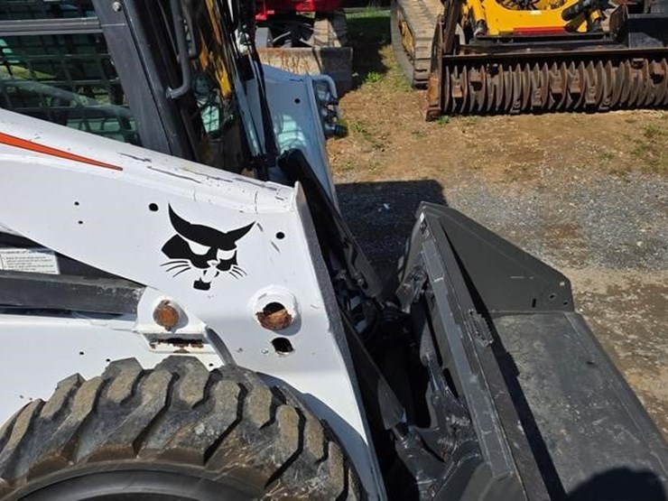 2016-bobcat-s650-image-9