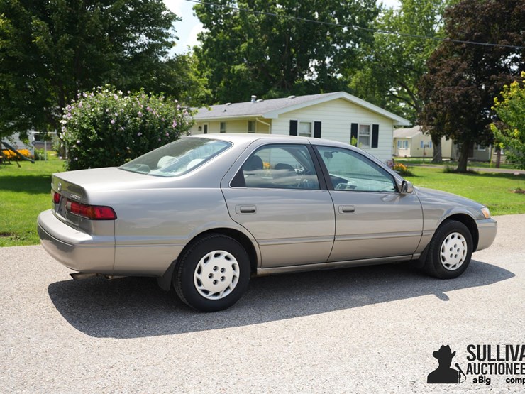 run-#167---1998-toyota-camry-clx-sedan-image-5