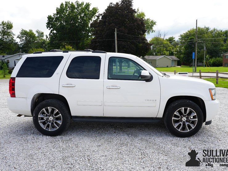 run-#45---2013-chevrolet-tahoe-k1500-4x4-image-4