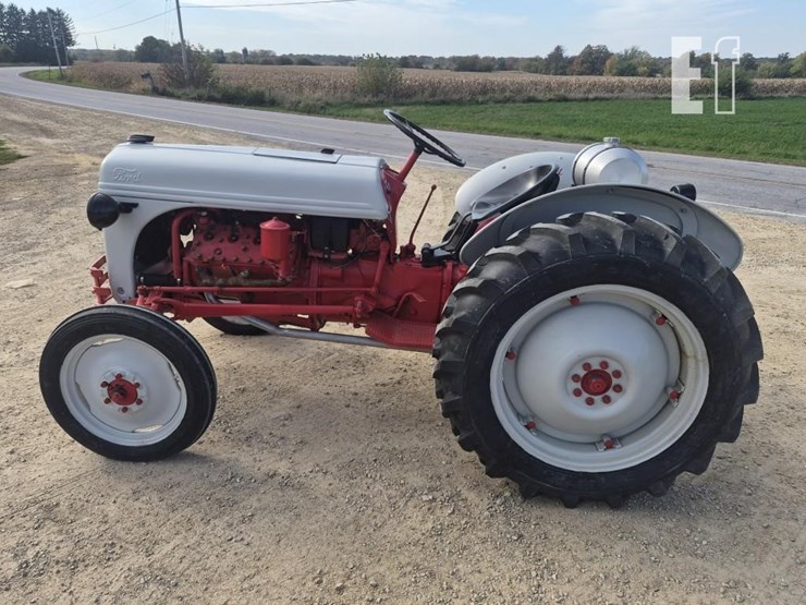 ford-8n-image-10