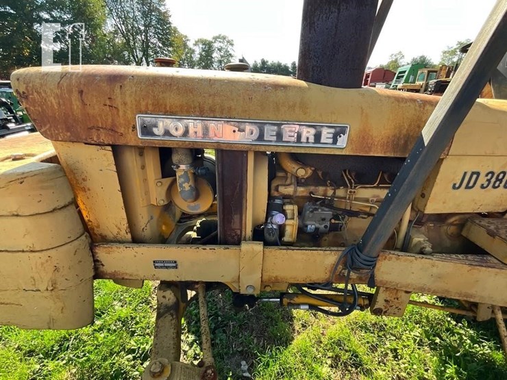 deere-380d-image-13