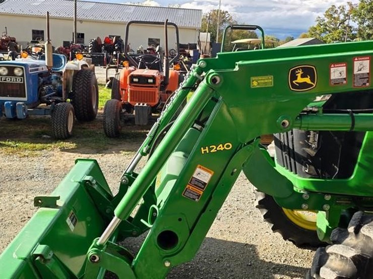 2016-john-deere-5065e-image-9