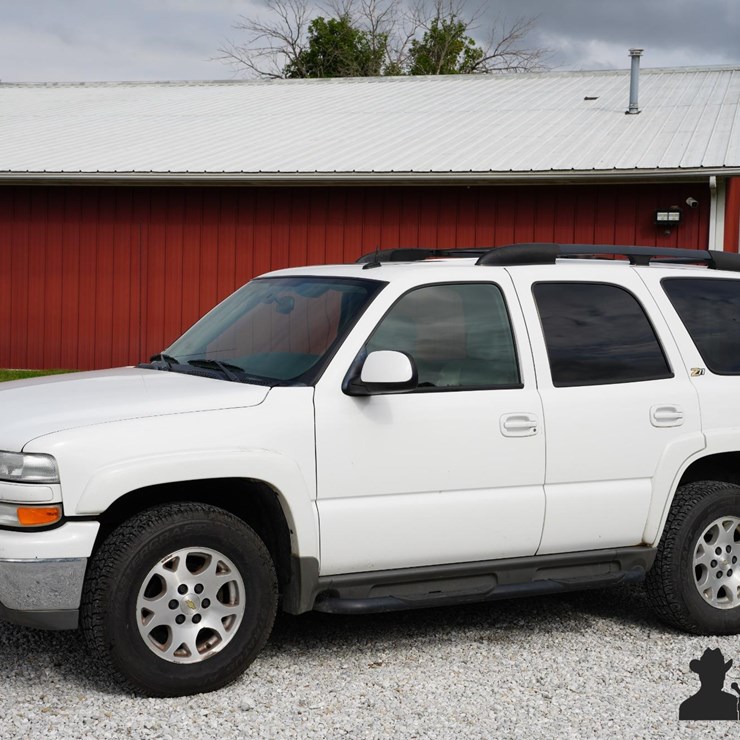 Run #42 - 2004 Chevrolet Tahoe 4x4 Suv