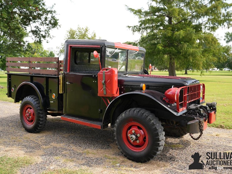 run-#11---1951-dodge-power-wagon-4x4-image-3