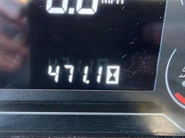 2019-john-deere-5100e-image-81
