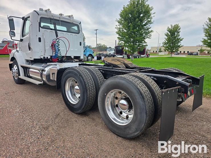 2012-freightliner-m2-112-t/a-truck-tractor-image-7