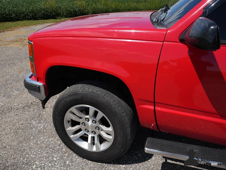 run-#107---1990-chevrolet-gmt-400-4x4-pickup-image-15