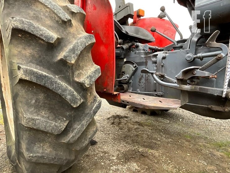 massey-ferguson-240-image-10