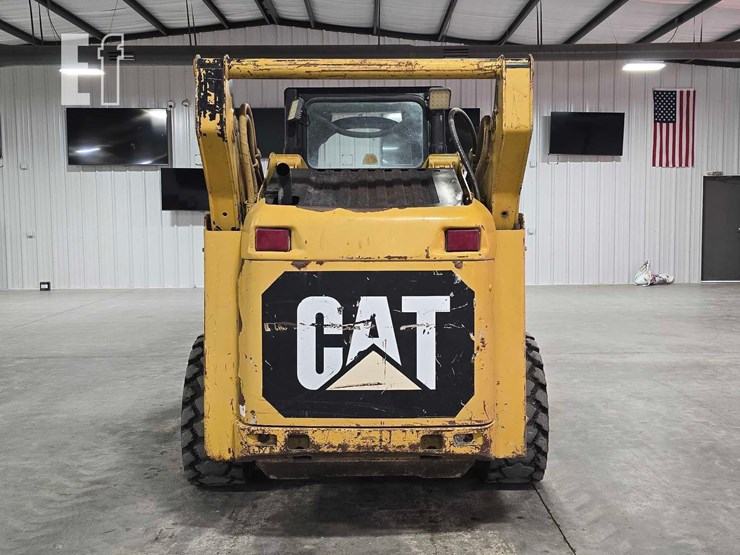 2012-caterpillar-252b3-image-8