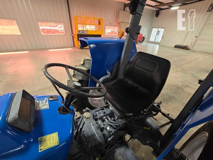 new-holland-4630-image-9