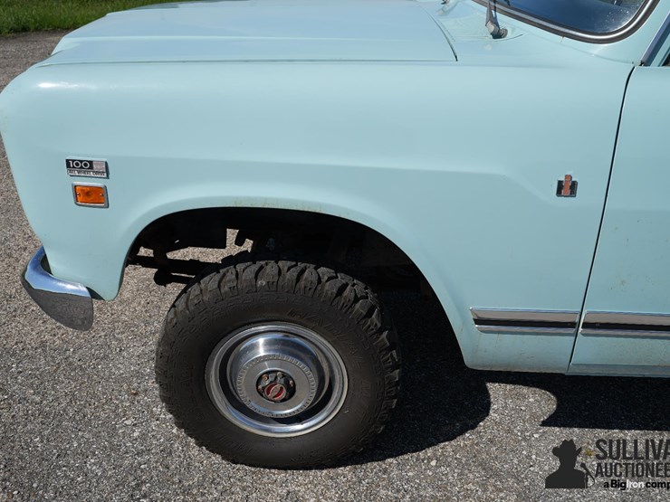 run-#54---1974-international-100-4x4-pickup-image-16