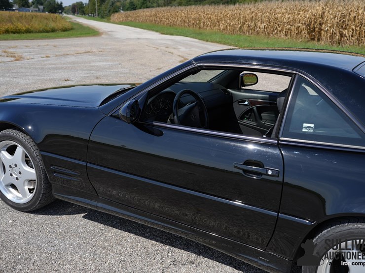 run-#49---2011-mercedes-benz-sl500-roadster-image-17