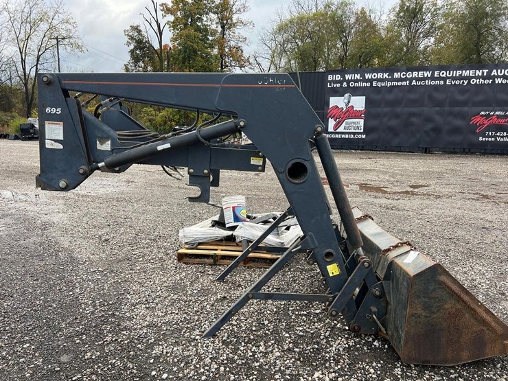 buhler-allied-695-loader-w/-74”-bucket-image-8