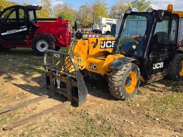 2018-jcb-505-20tc-image-1