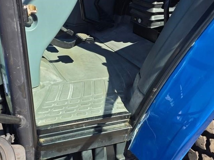 new-holland-tl80a-image-45