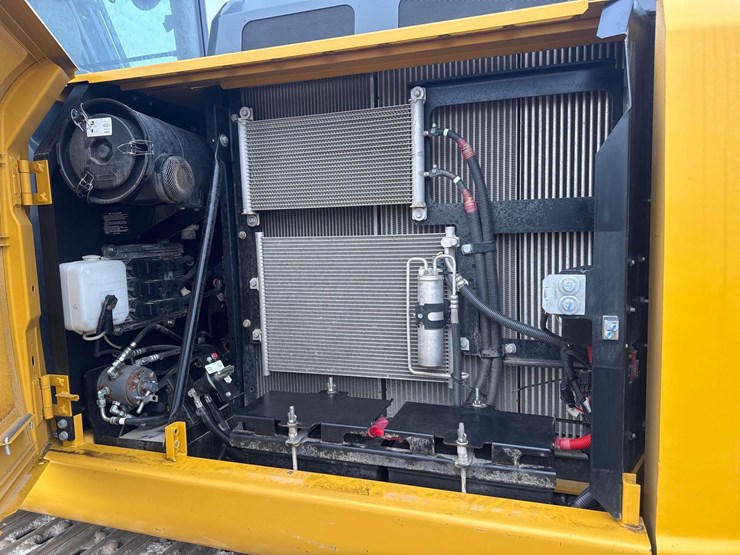 2019-deere-160g-lc-image-32