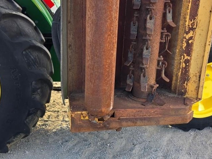 2019-john-deere-5100e-image-14