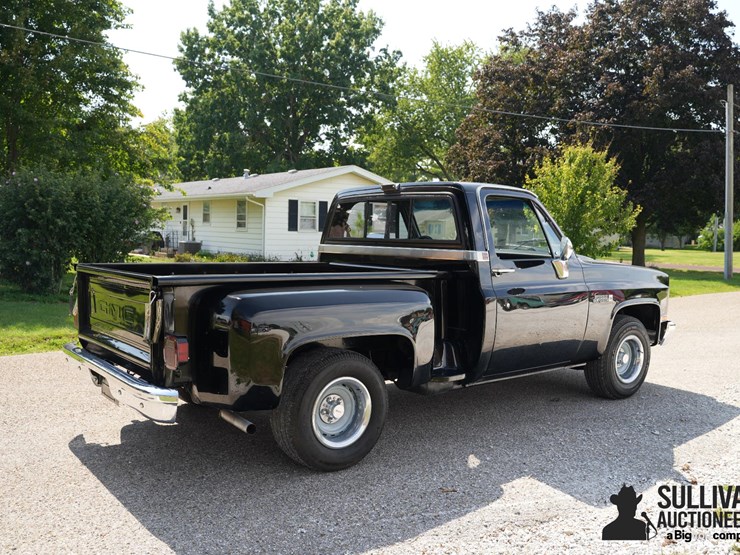 run-#138---1984-gmc-sierra-c1500-stepside-pickup-image-5