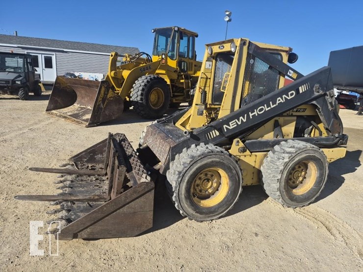 new-holland-l781-image-1