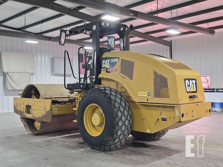 2016-caterpillar-cs56b-image-4