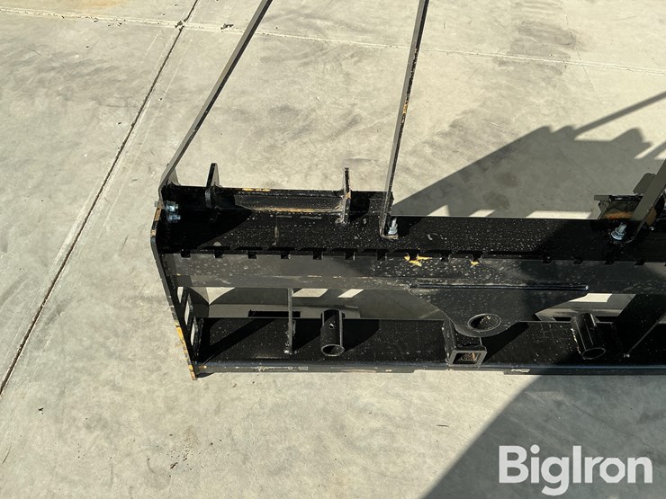 wolverine-3-way-skid-steer-head-image-11